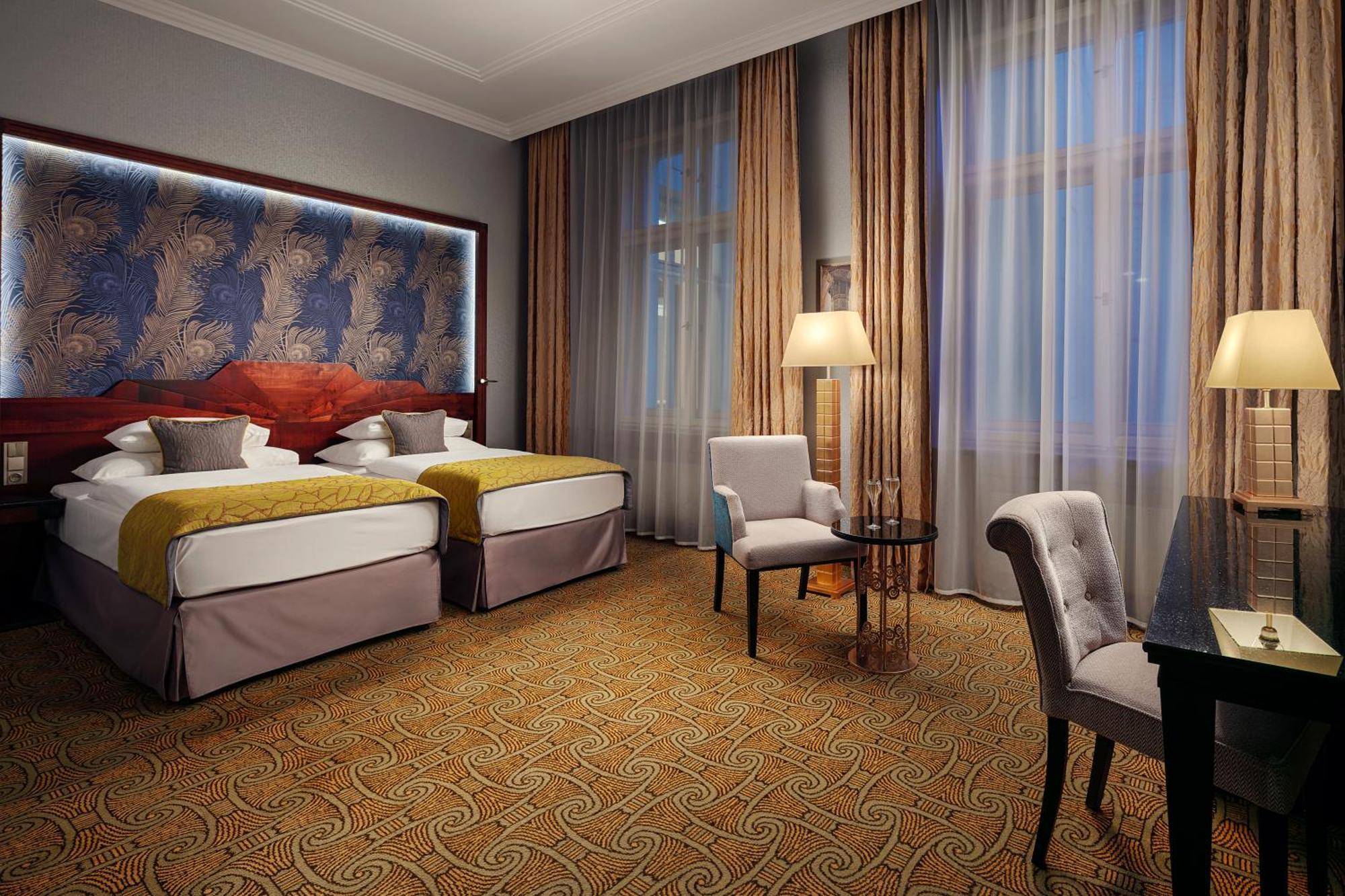 Art Deco Imperial Hotel Prag Dış mekan fotoğraf A room at the hotel