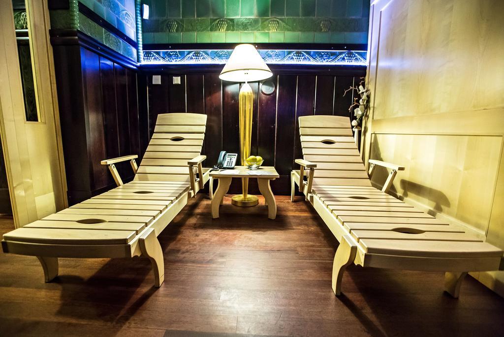 Art Deco Imperial Hotel Prag Konforlar fotoğraf A relaxation room at a spa